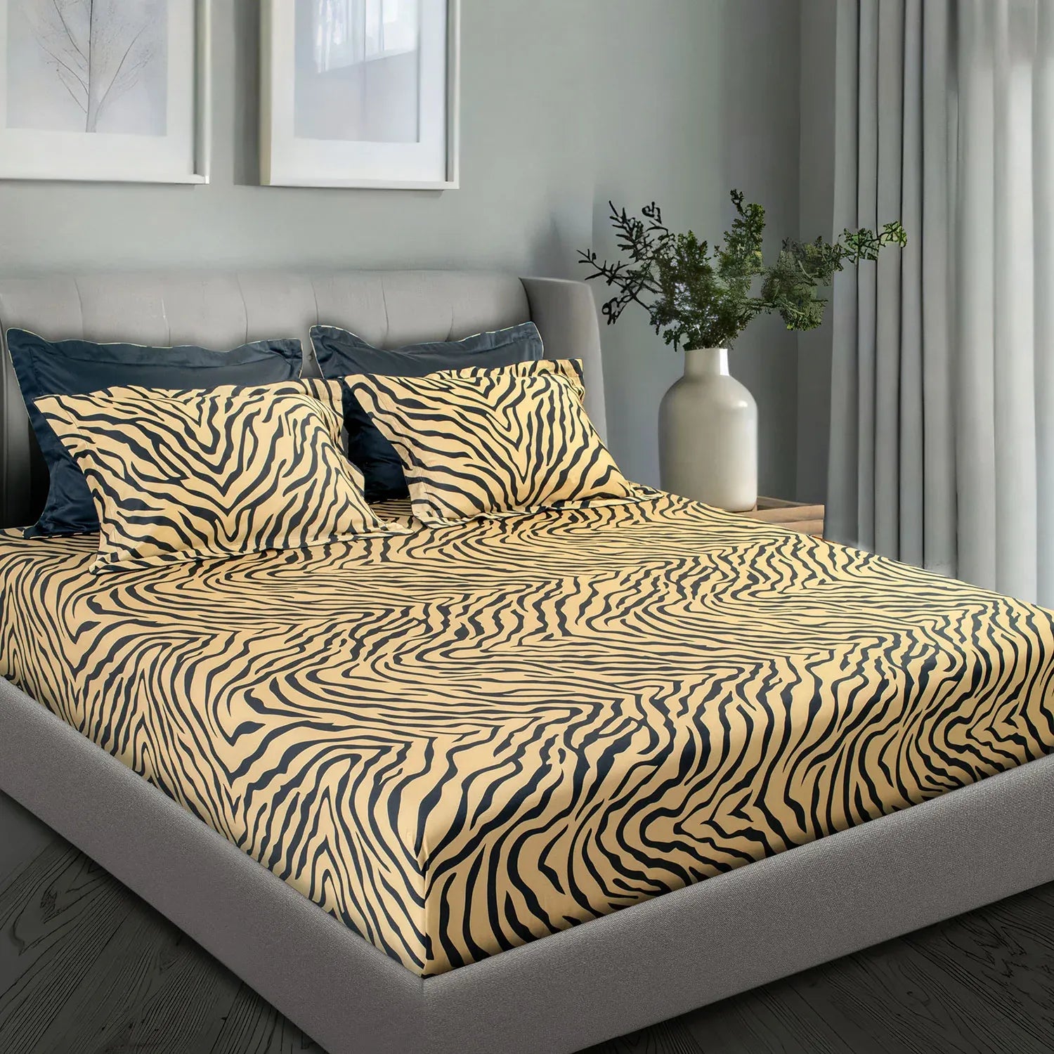 Aiva 550 TC 100% Cotton Super King Bedsheet | Color: SGBK 384