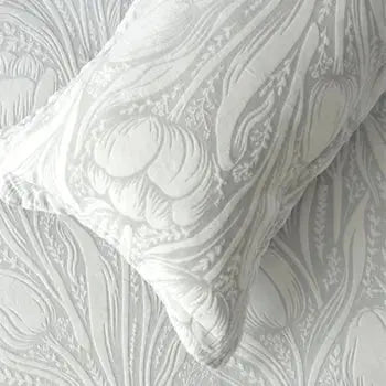 Florida Imagica King Size Warm Bedsheet for Winter with Pillow Covers - Velvet Pattern - Signature Burnout Technique Florida