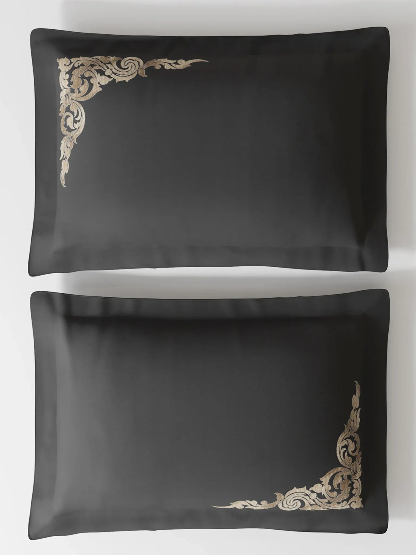 BAROQUE-GRIFFIN KING BED SHEET SET | 1 KING BEDSHEET, 2Pcs PILLOW COVERS