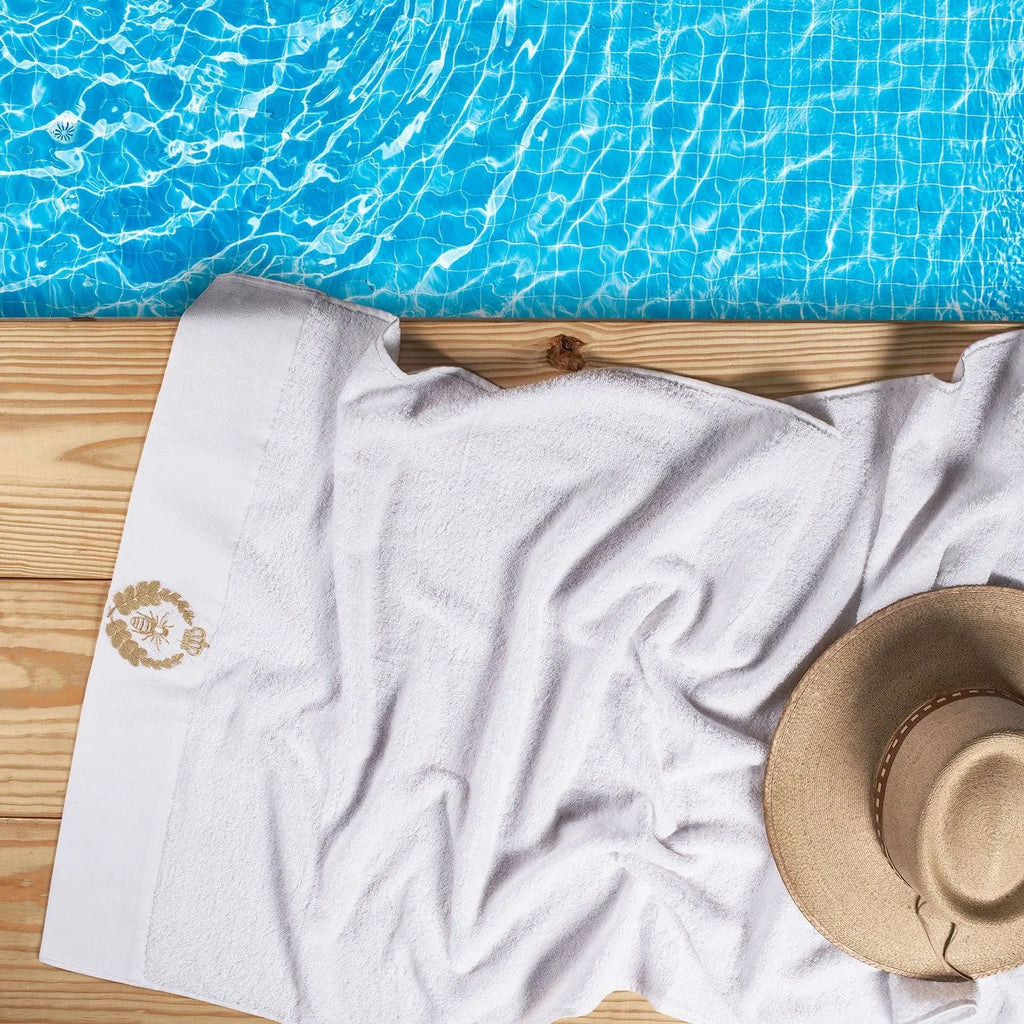 Picasso Towel - Royal Crown Bath | Color : White