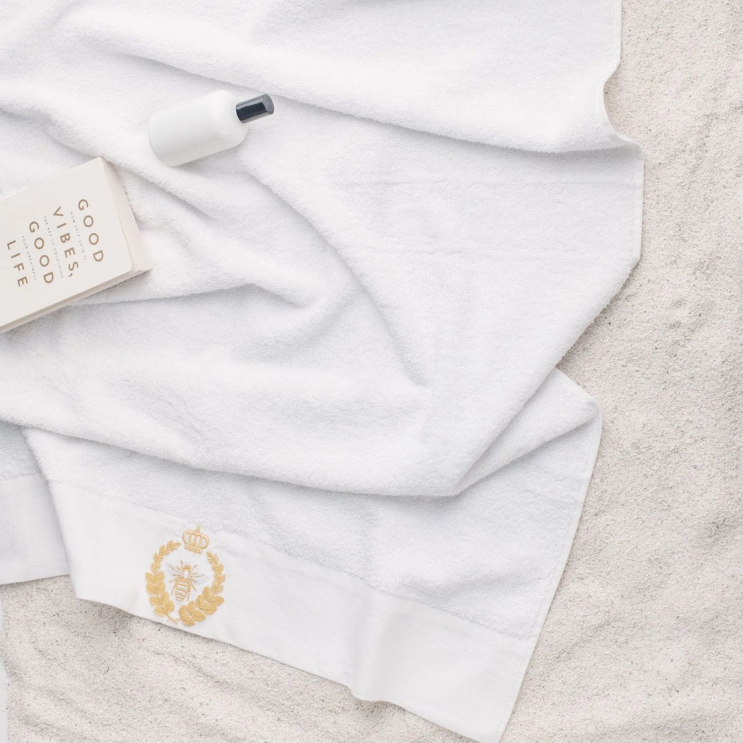 Picasso Towel - Royal Bee Bath | Color : White