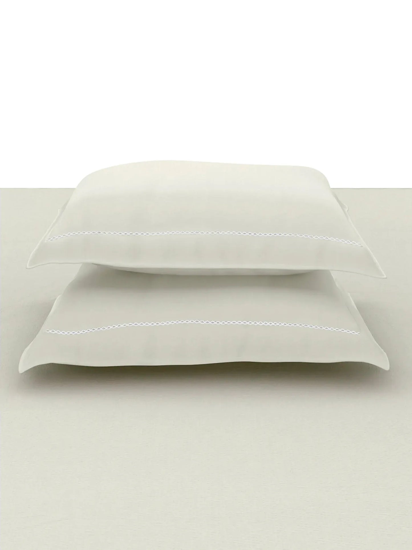 GRACE-MILK WHITE KING BED SHEET SET | 1 KING BEDSHEET, 2Pcs PILLOW COVERS