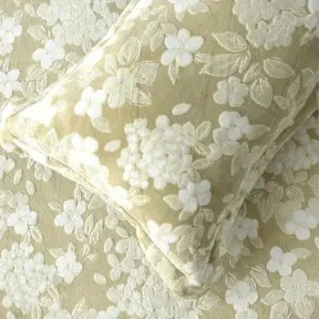 Florida Imagica King Size Warm Bedsheet for Winter with Pillow Covers - Velvet Pattern - Signature Burnout Technique Florida